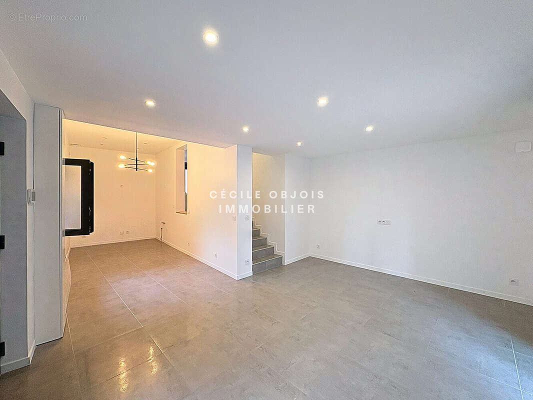 Maison à LE PERREUX-SUR-MARNE