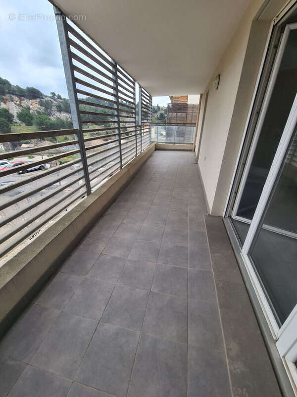 Appartement à SEPTEMES-LES-VALLONS