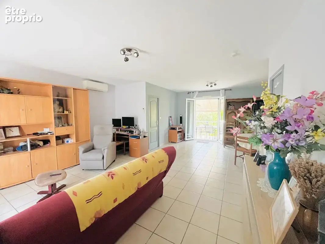 Villeneuve/Lot, secteur Eysses, maison de plain pied avec jardin et garage - photo 5