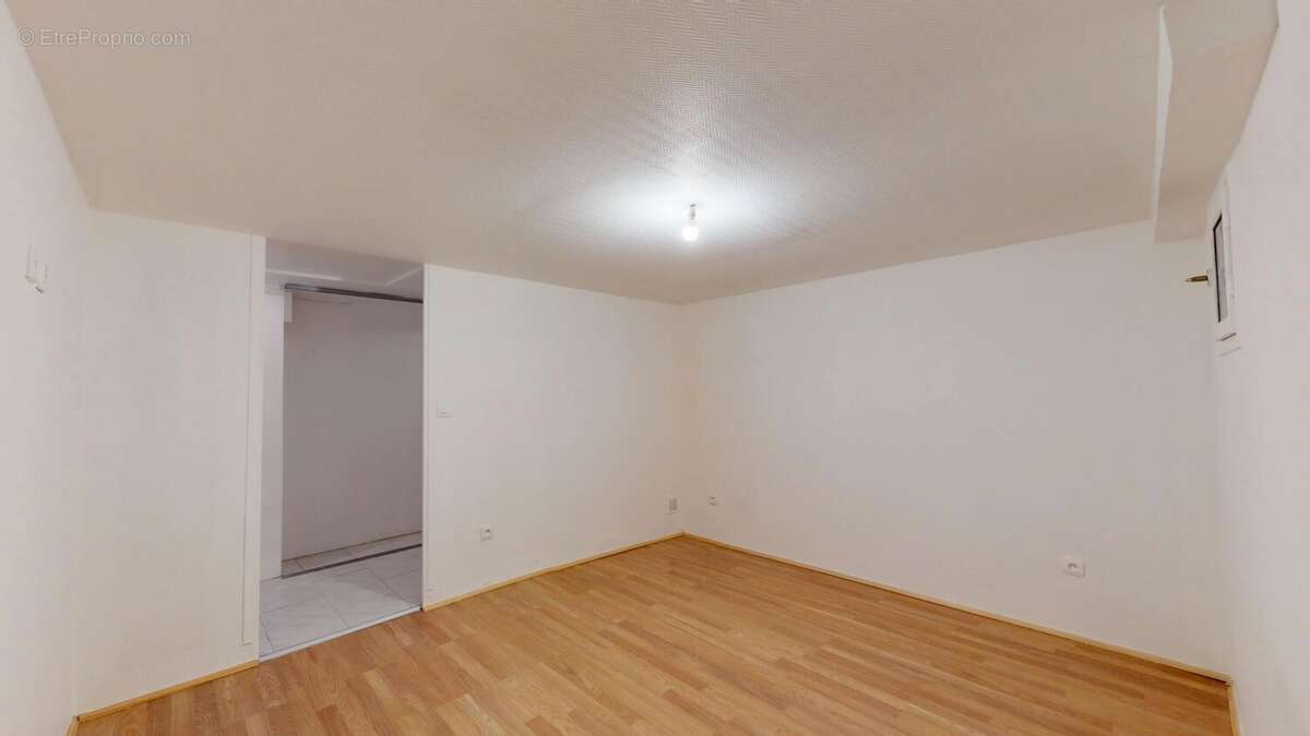 Appartement 74 m² à Drancy  - photo 21