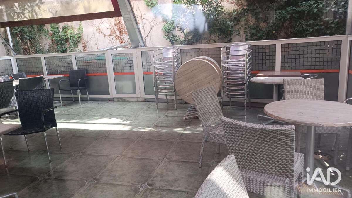 Photo 3 - Commerce à NANTERRE