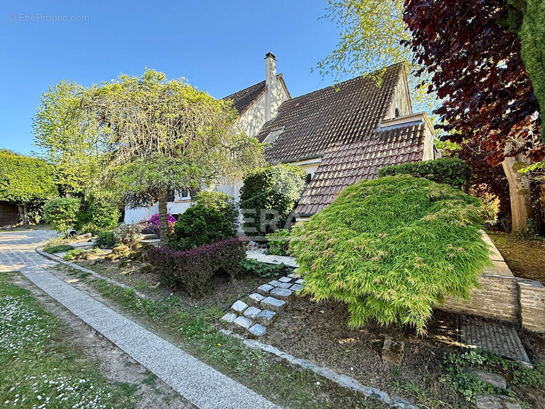 Maison à NOISY-LE-ROI