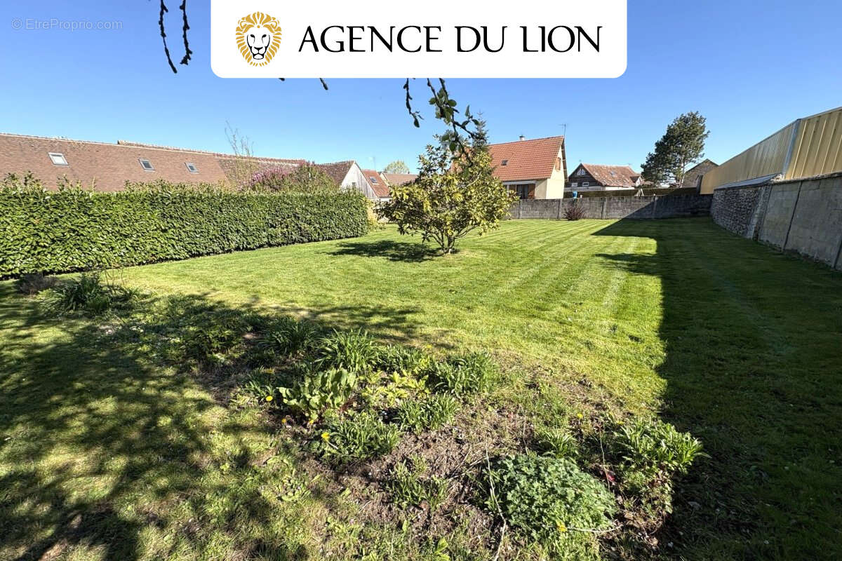 Maison à CHATEAUNEUF-EN-THYMERAIS