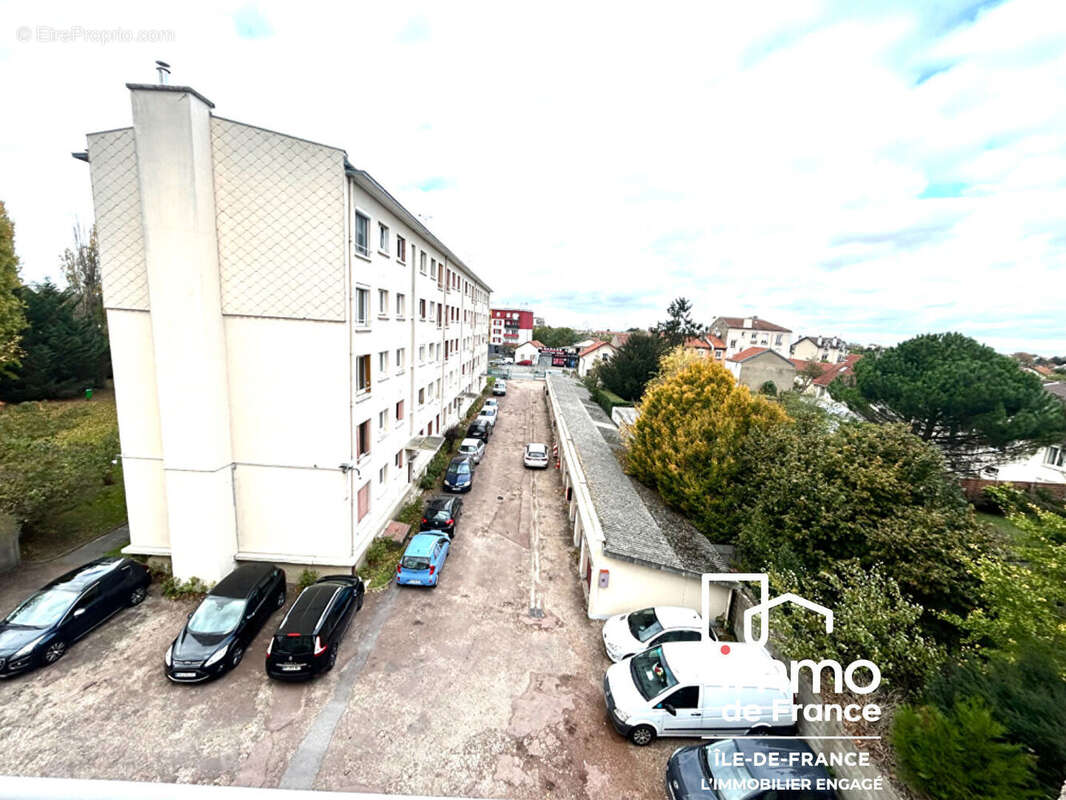 Appartement à VILLEMOMBLE