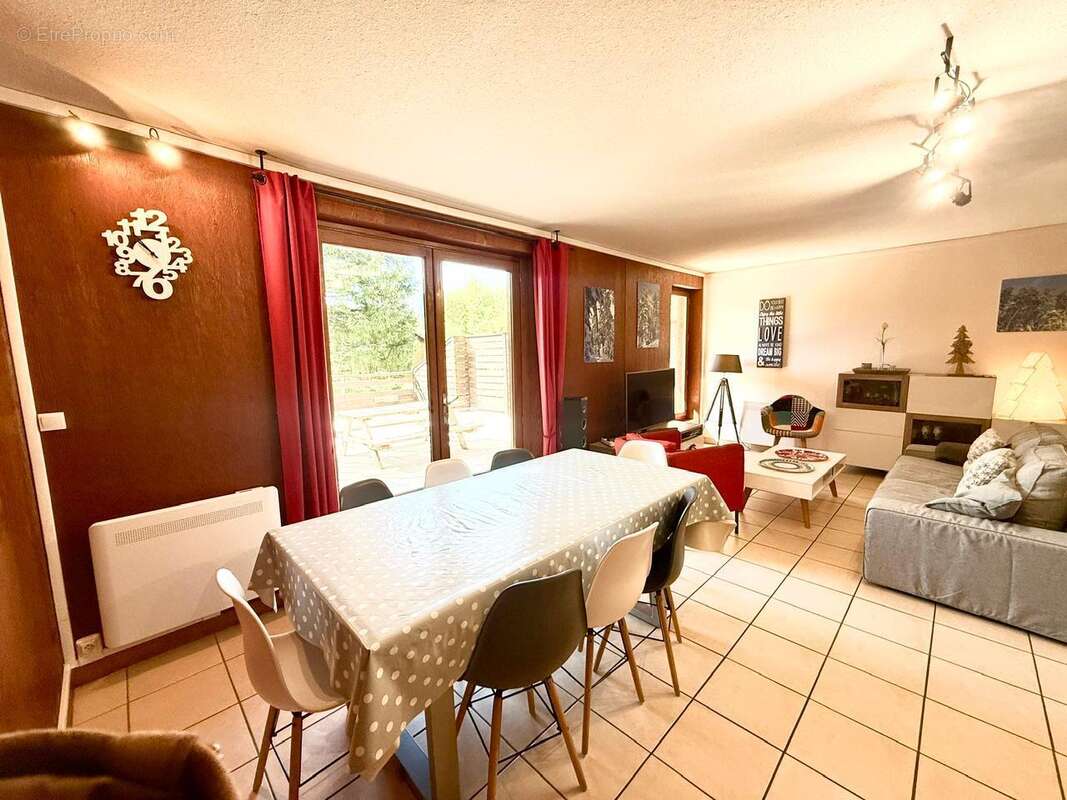  - Appartement à PRADES