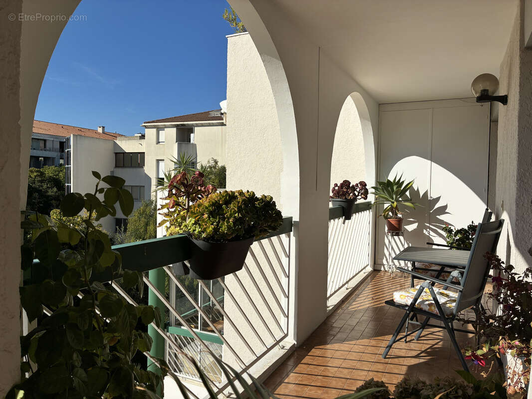 Appartement à MARSEILLE-8E