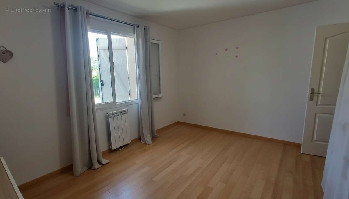 Maison Argenton Sur Creuse 5 pièce(s) 130 m2 - photo 14