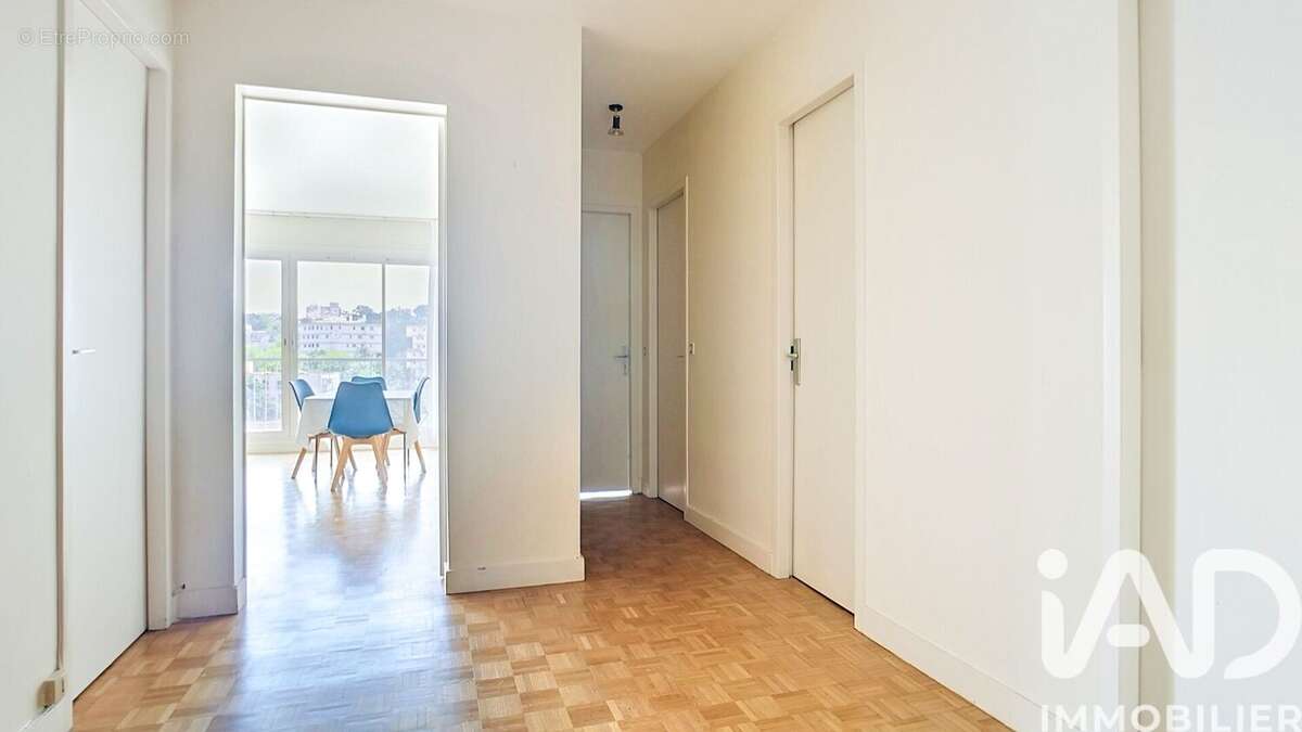 Photo 9 - Appartement à CHATILLON