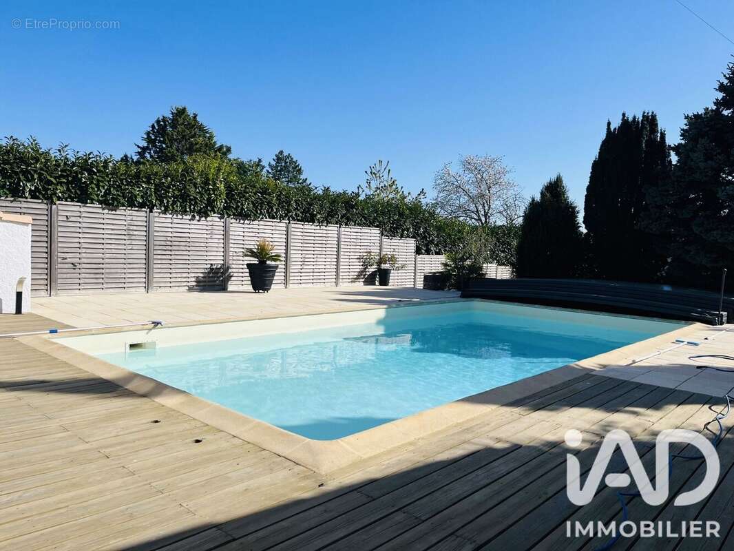 Maison 175 m² à Marigny-Brizay  - photo 3