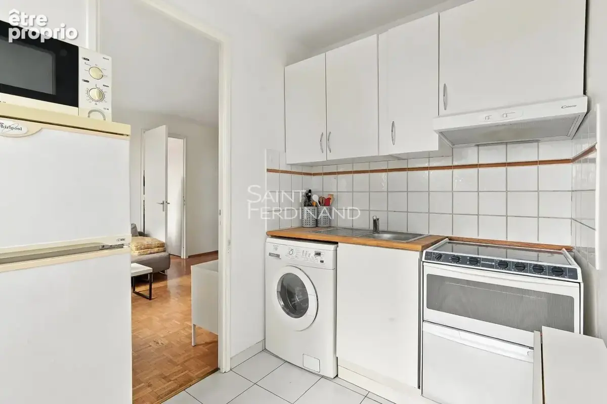 Appartement à PARIS-14E