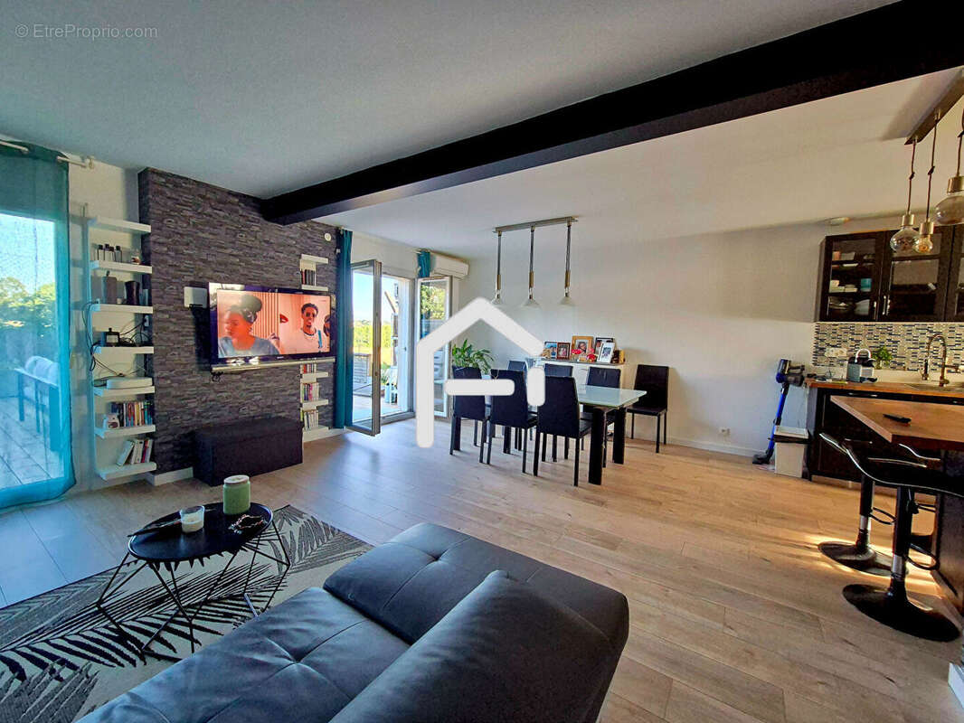 Maison à SAINT-ORENS-DE-GAMEVILLE