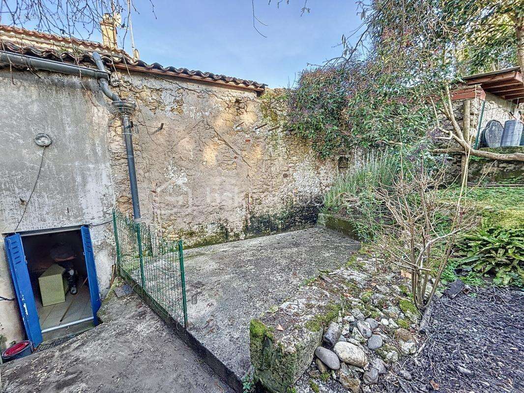 Maison à SAINT-JEAN-DE-BLAIGNAC