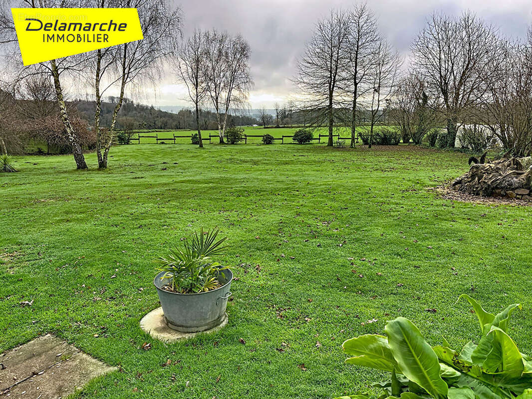 Maison à SAINTE-PIENCE