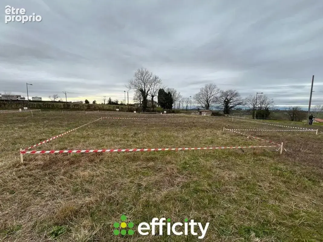 Terrain 1060 m² à Sainte-Foy-L'argentiere  - photo 3