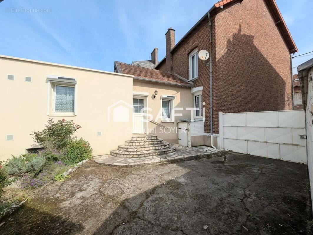 Photo 4