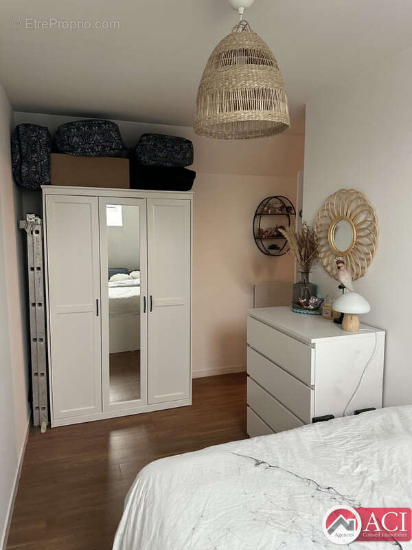 Appartement à BORNEL