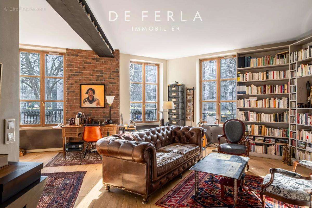 Appartement à PARIS-15E