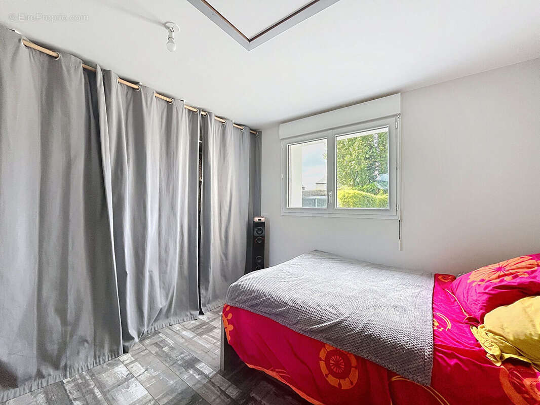 Maison à SAINT-MELOIR-DES-ONDES