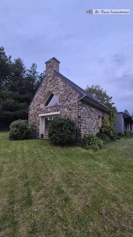 Maison à PONT-DE-BUIS-LES-QUIMERCH