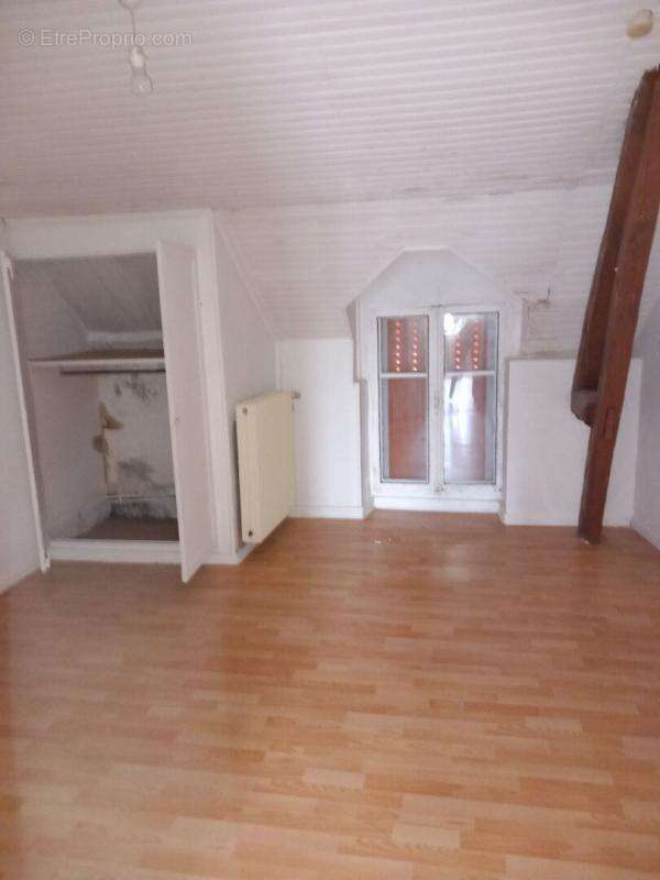 Maison à AUBIGNY-SUR-NERE