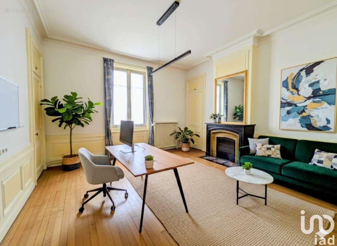 Photo 3 - Commerce à LYON-2E