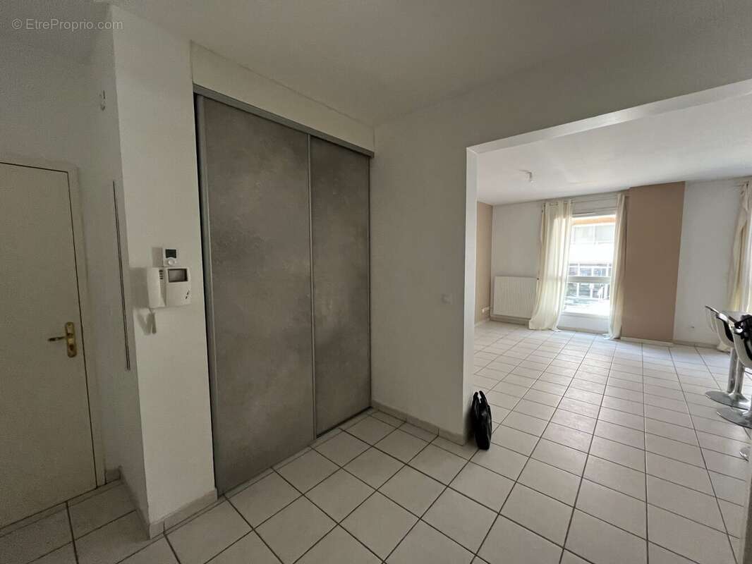 Appartement à SAINT-ETIENNE