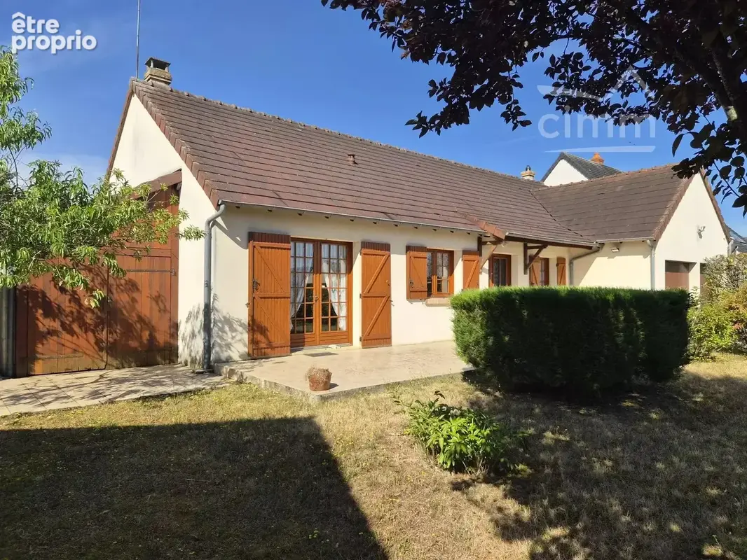 Maison de plain-pied à St DOULCHARD - photo 2