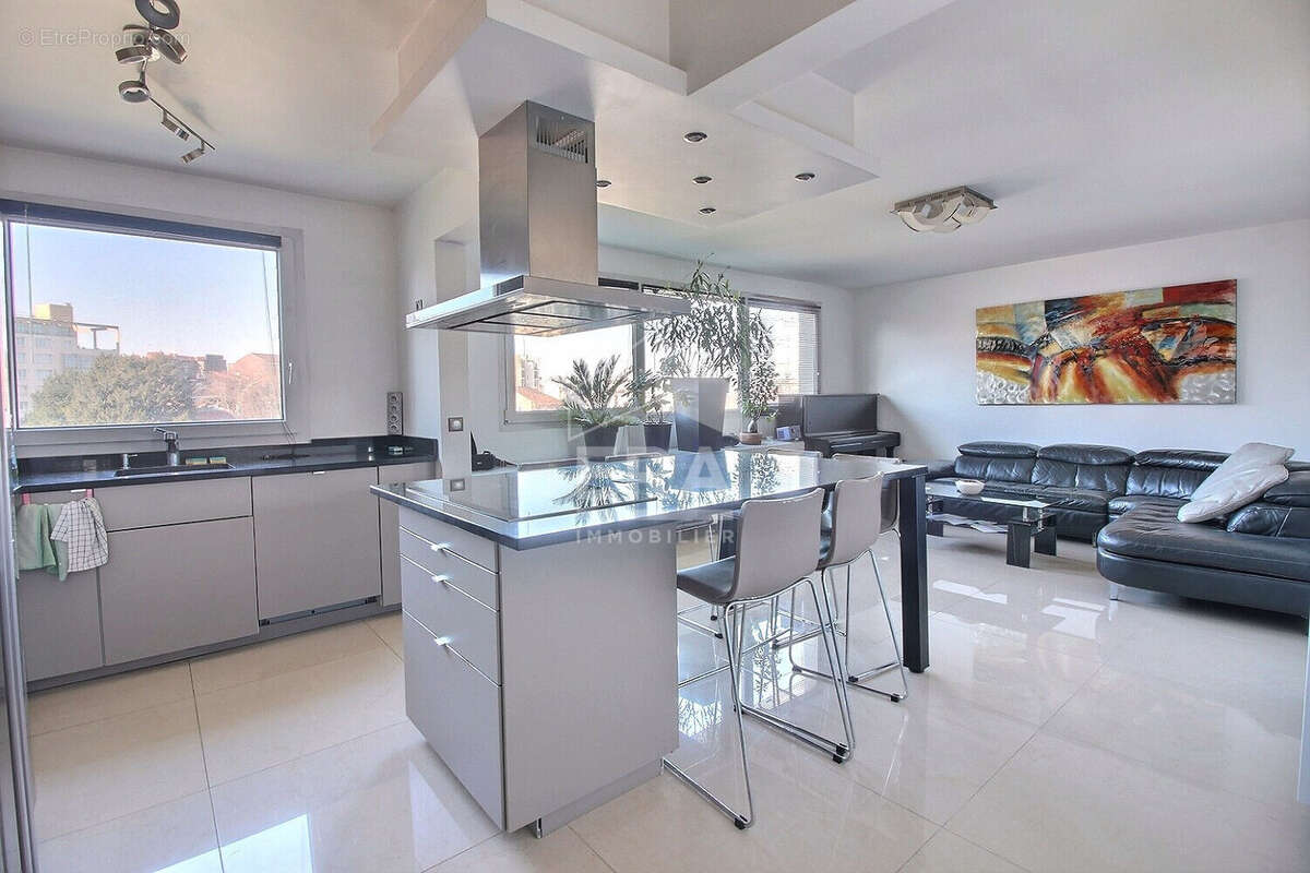 Appartement à SAINT-OUEN