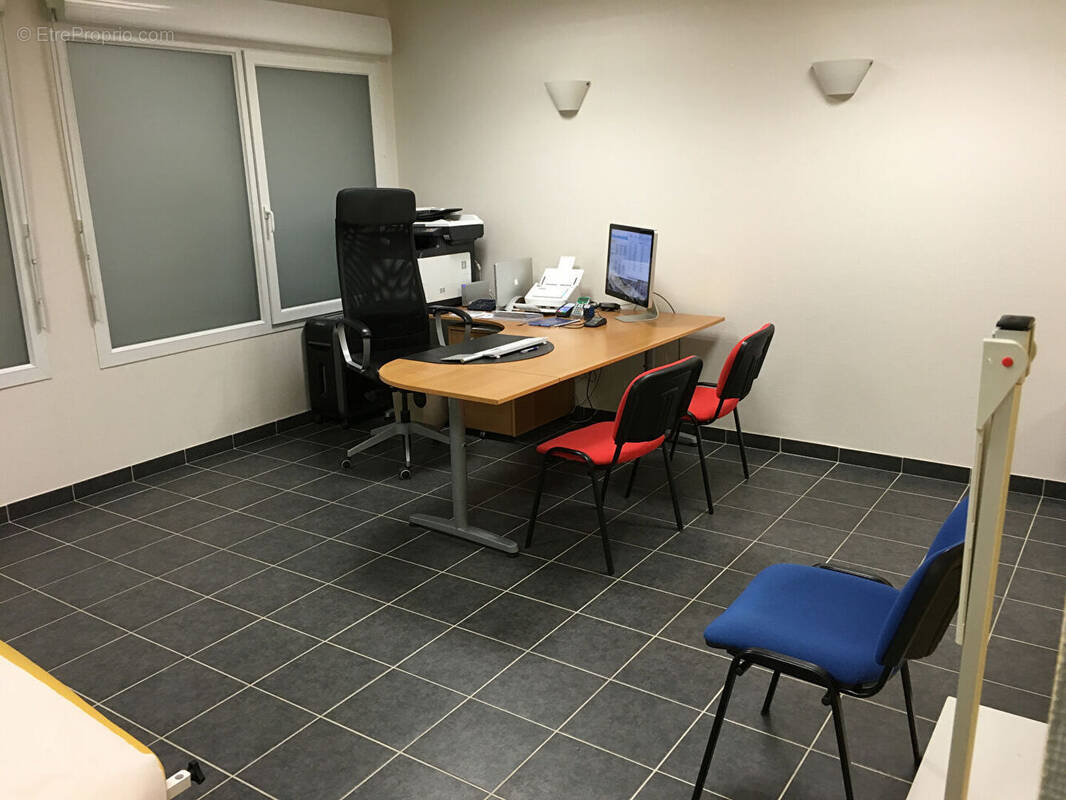 Autre à LES AVENIERES