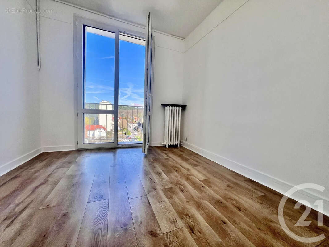 Appartement à FONTAINEBLEAU