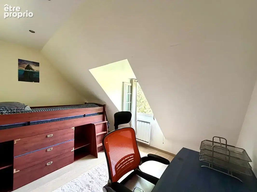 Maison spacieuse dans le coeur de Condé Ste Libiaire - photo 11