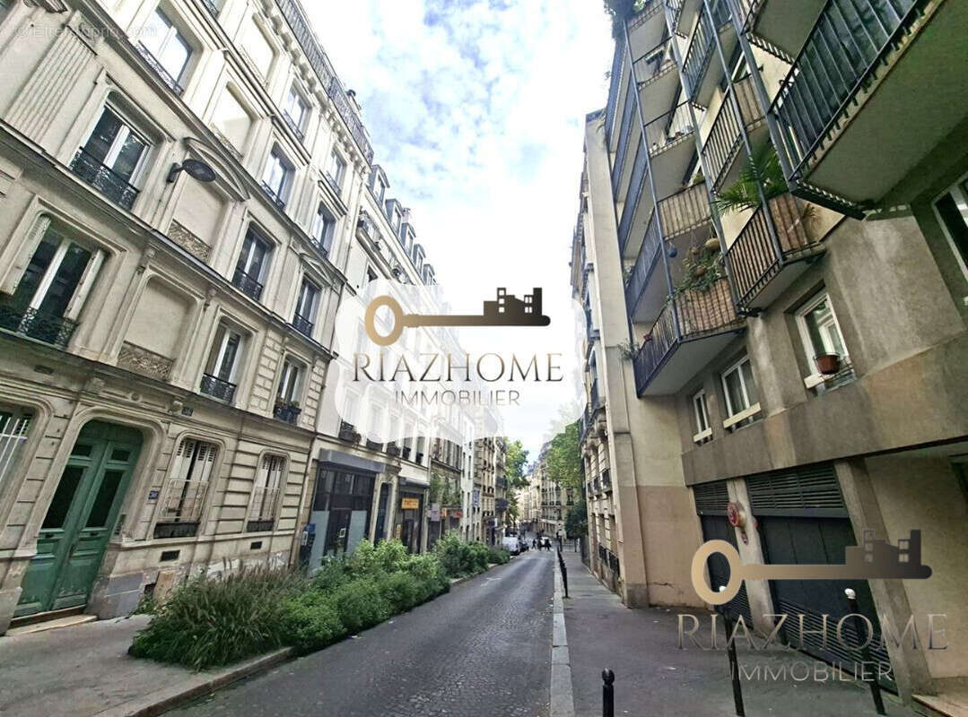 Appartement à PARIS-18E