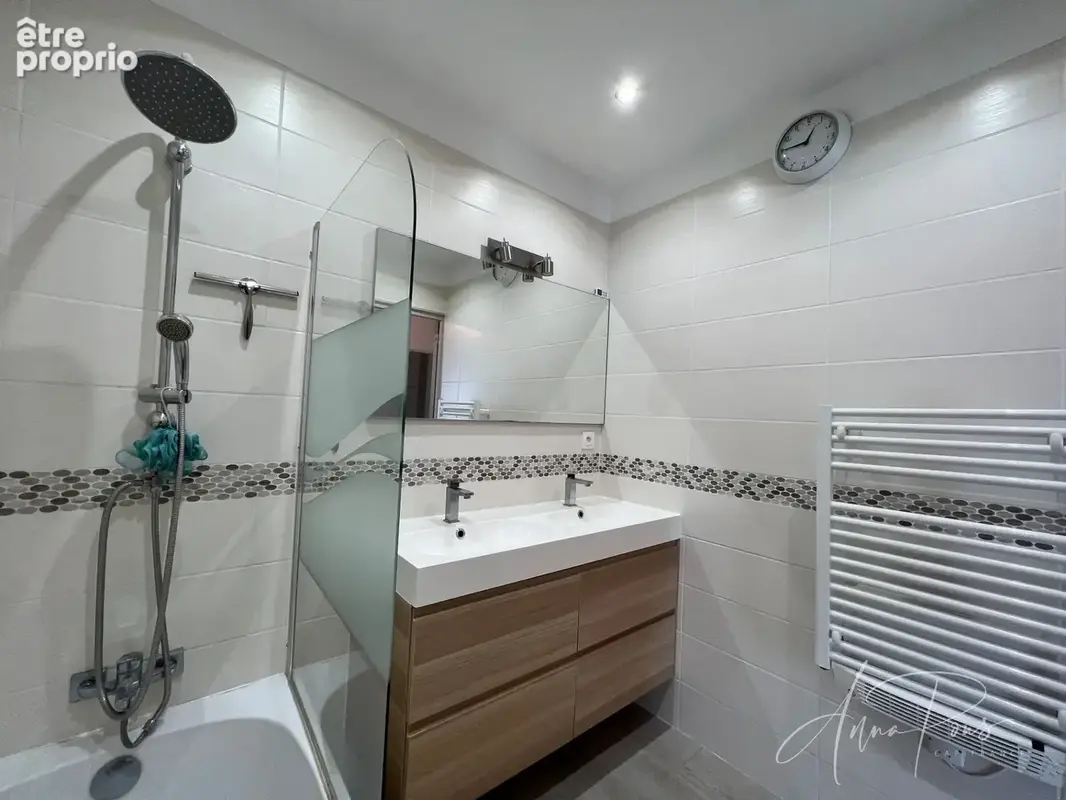 Dpt Var (83), à vendre HYERES Villa sans vis à vis- 1000m² de terrain - 3 chambres  - piscine - jardin - GARAGE - photo 51