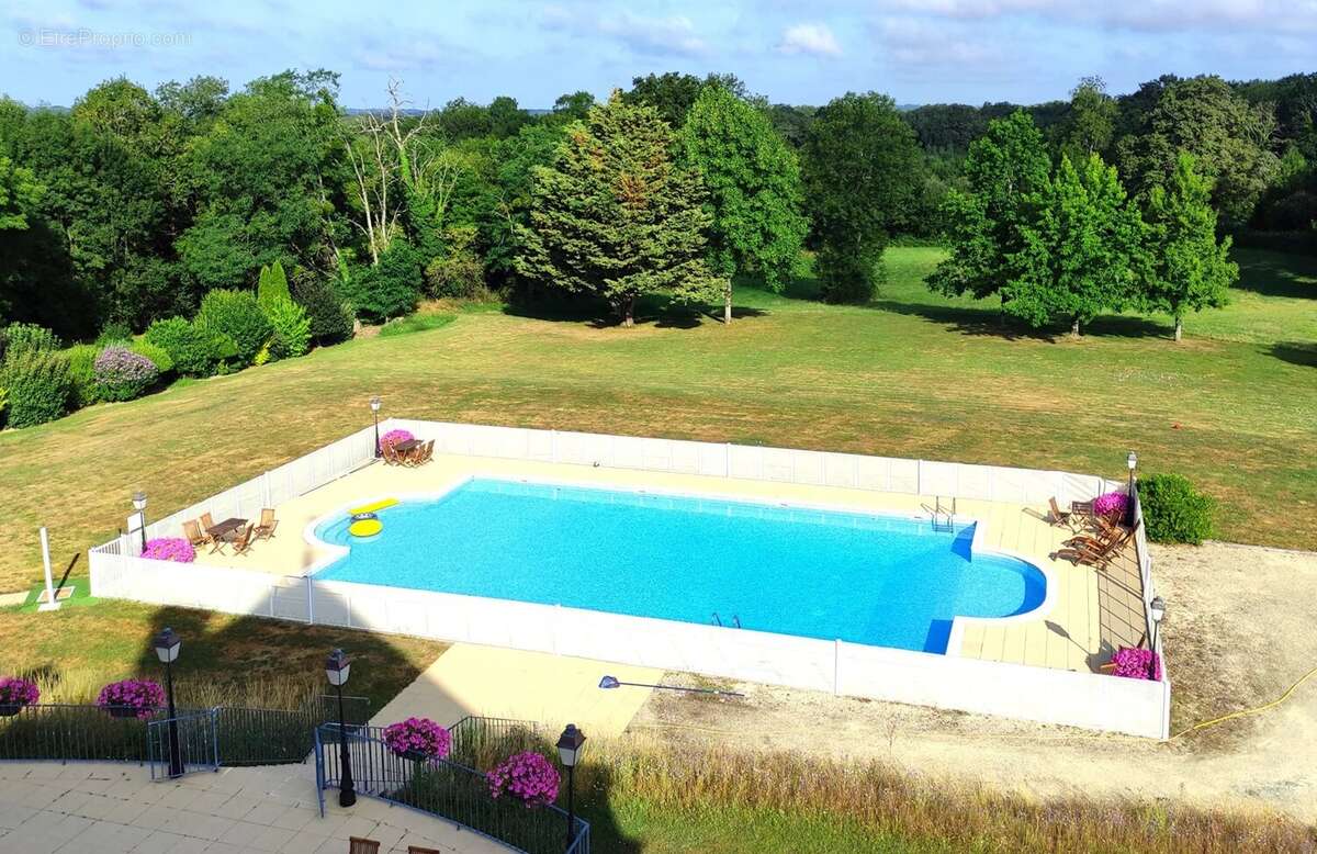 Appartement à LES FORGES