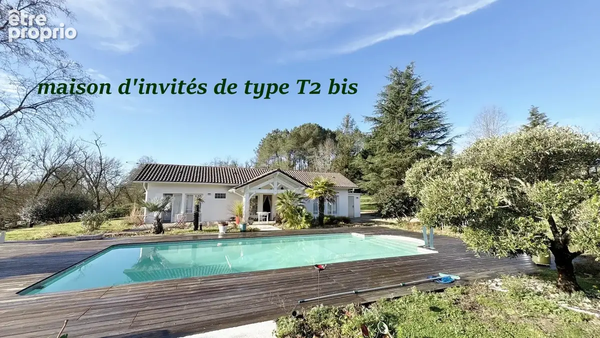 Propriété de caractère avec dépendances et piscine  Domaine de 3 hectares au calme absolu - photo 5