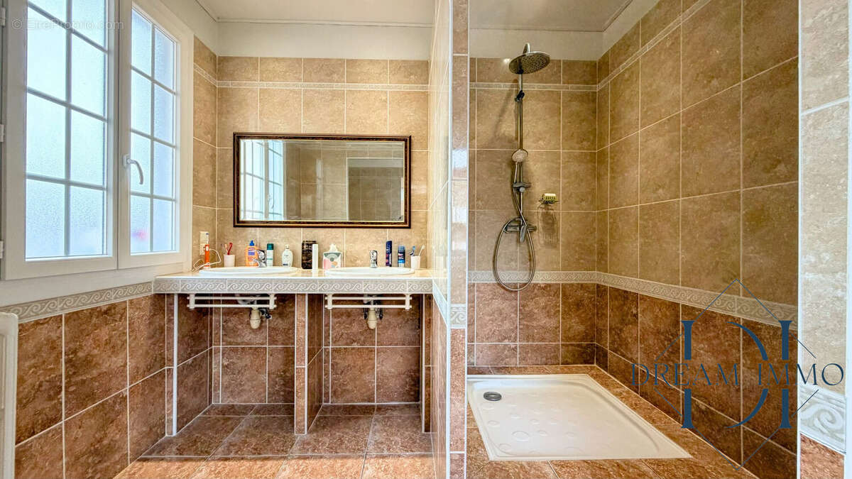 Maison à SAINT-VINCENT-DE-TYROSSE