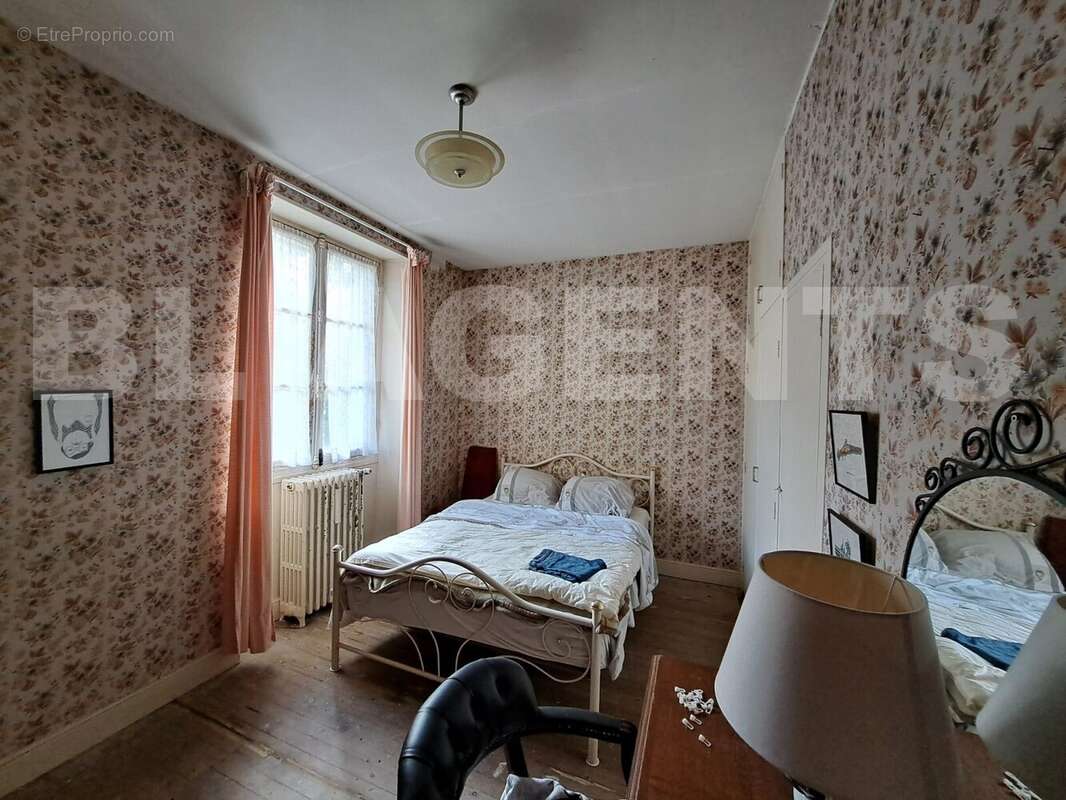 WhatsApp Image 2025-11-05 at 13 - Maison à DUN-SUR-MEUSE