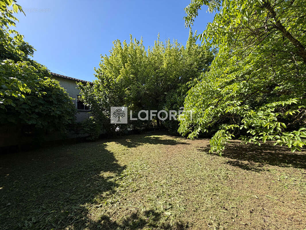 Maison Mercues 5 pièce(s) 131 m2 - photo 16
