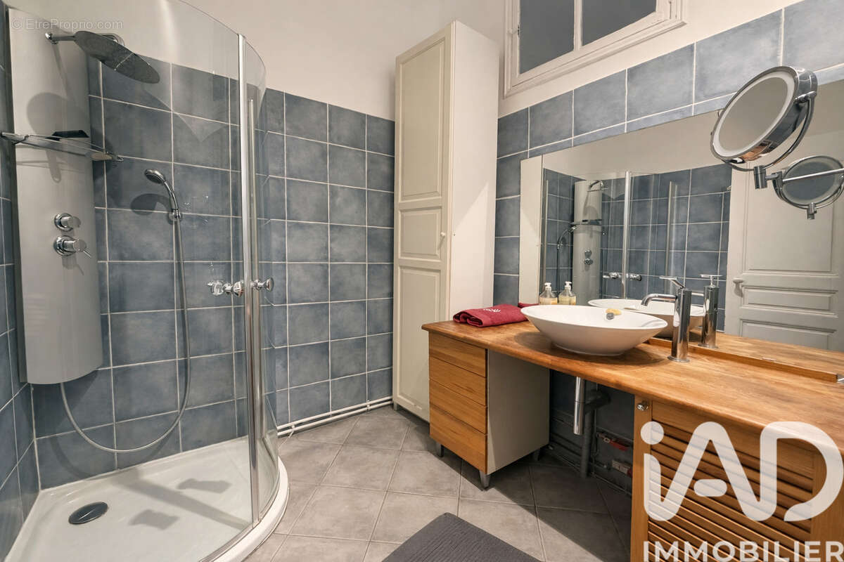 Photo 8 - Appartement à MARSEILLE-6E