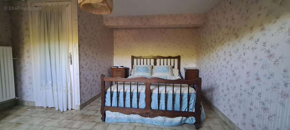 Maison Saint Martin Belle Roche 5 pièce(s) 132 m2 - photo 11