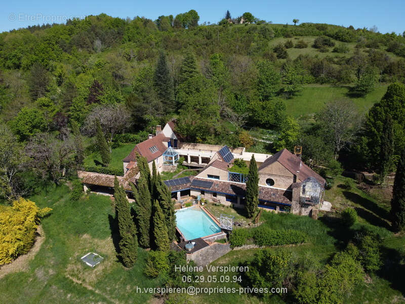 Maison à ROUFFIGNAC-SAINT-CERNIN-DE-REILHAC