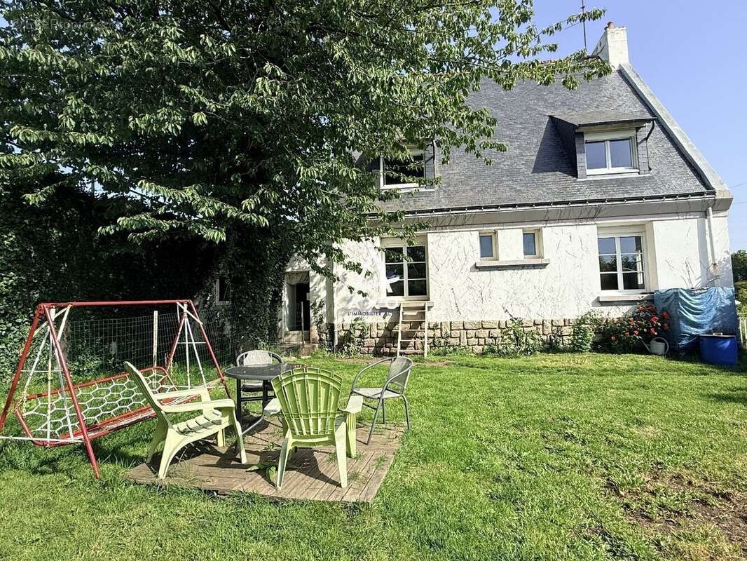 Maison à QUIMPERLE