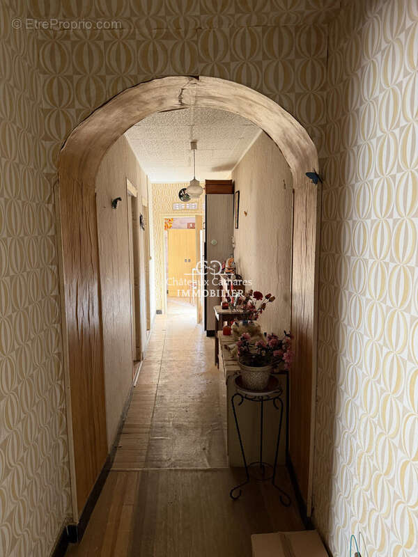 Maison à CUBIERES-SUR-CINOBLE