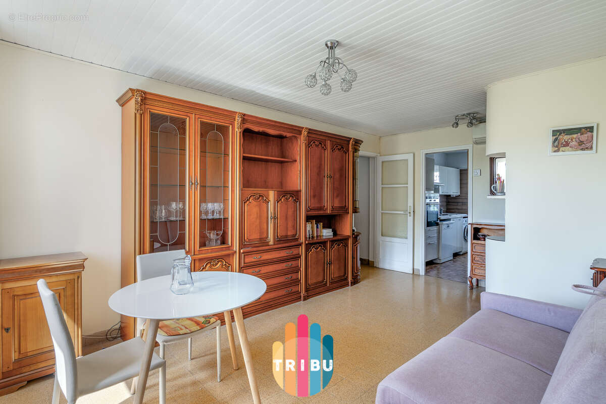 Appartement à MARSEILLE-9E