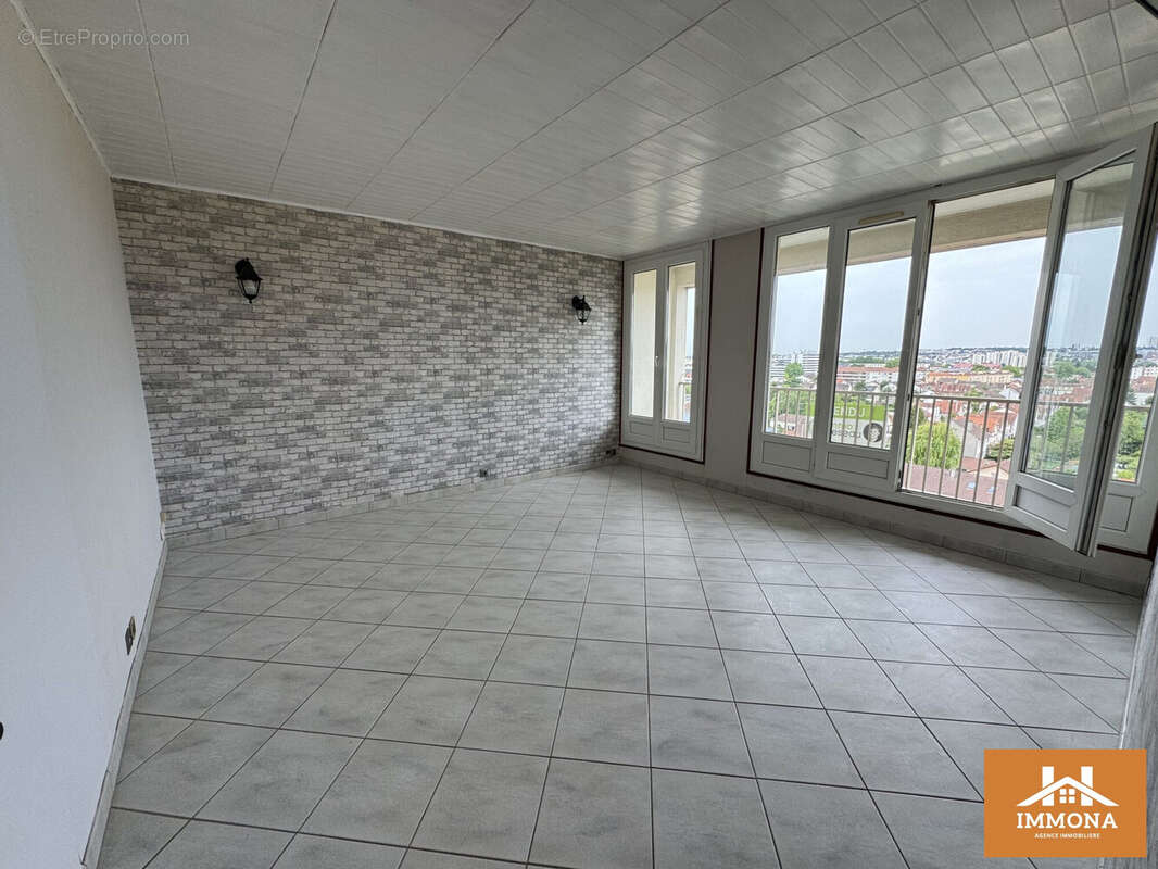 Appartement à NEUILLY-SUR-MARNE