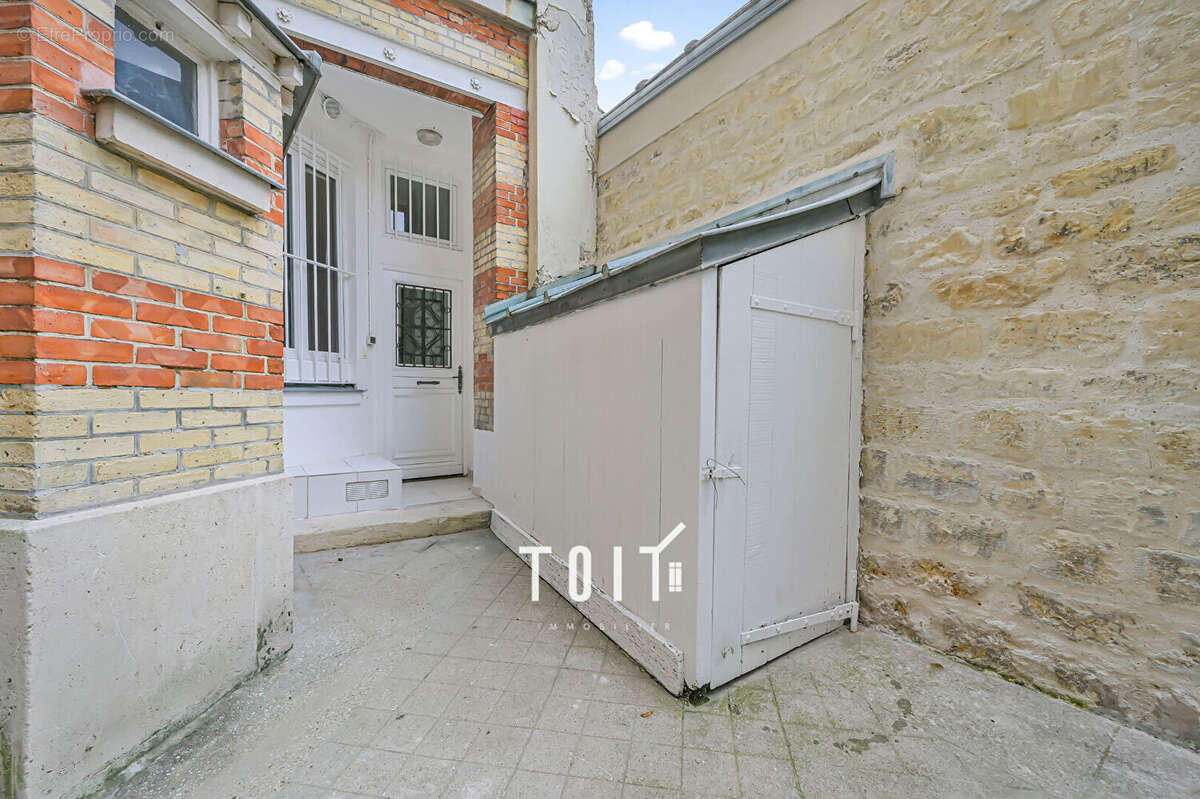 Appartement à PARIS-14E