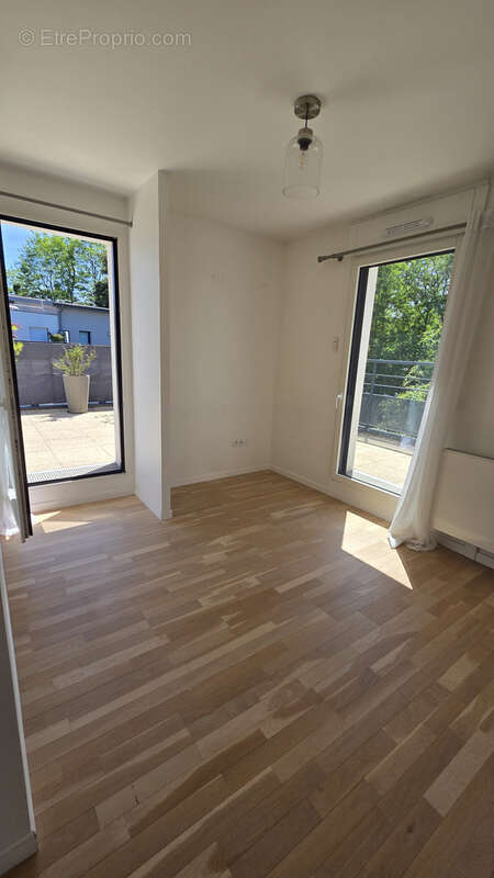 Appartement à LOUVECIENNES