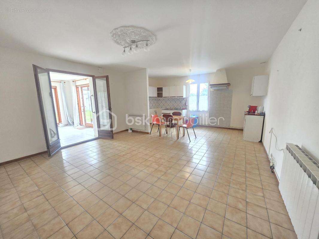 Joli pavillon de plain-pied de 77m² à Sougy sur Loire - photo 5