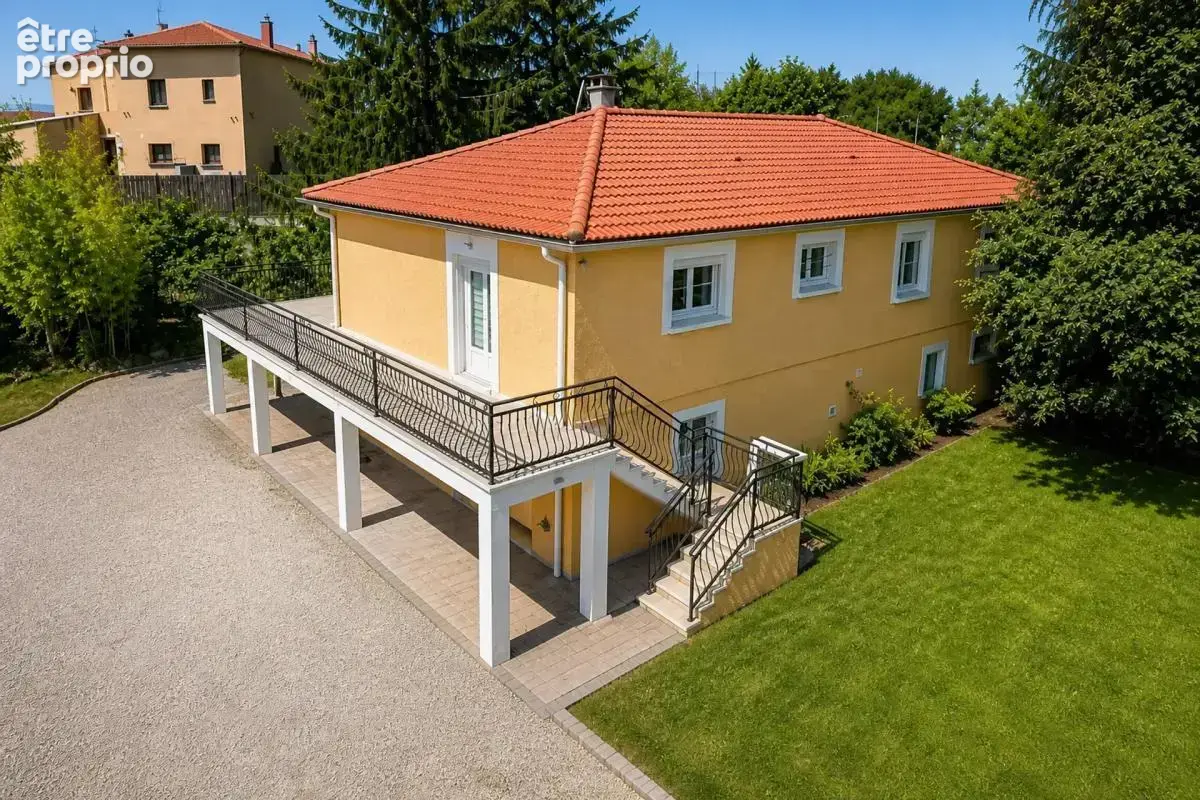 Maison familiale avec jardin, garage, piscine et atelier - photo 22