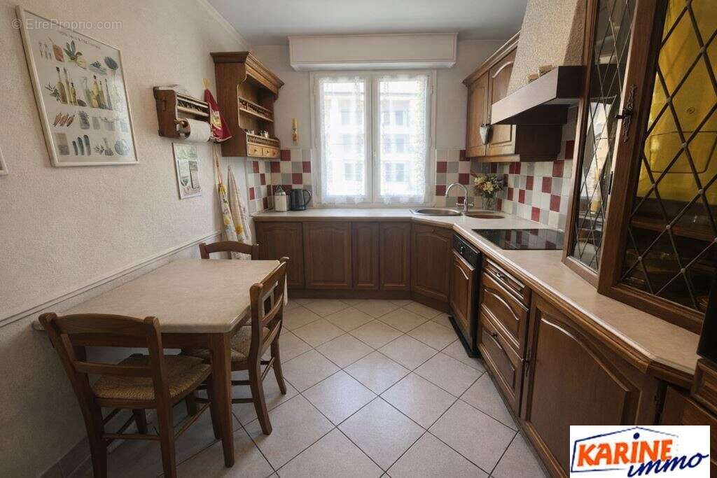 Appartement à FONTAINES-SUR-SAONE